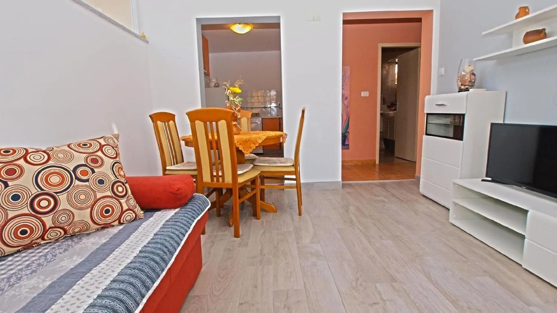 Apartment Ferienwohnung Fuer 4 Personen Ca 50 Qm In Fazana, Istrien Istrische Riviera