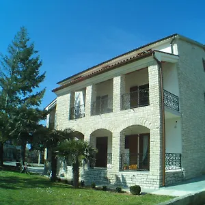 Moderno Fazana